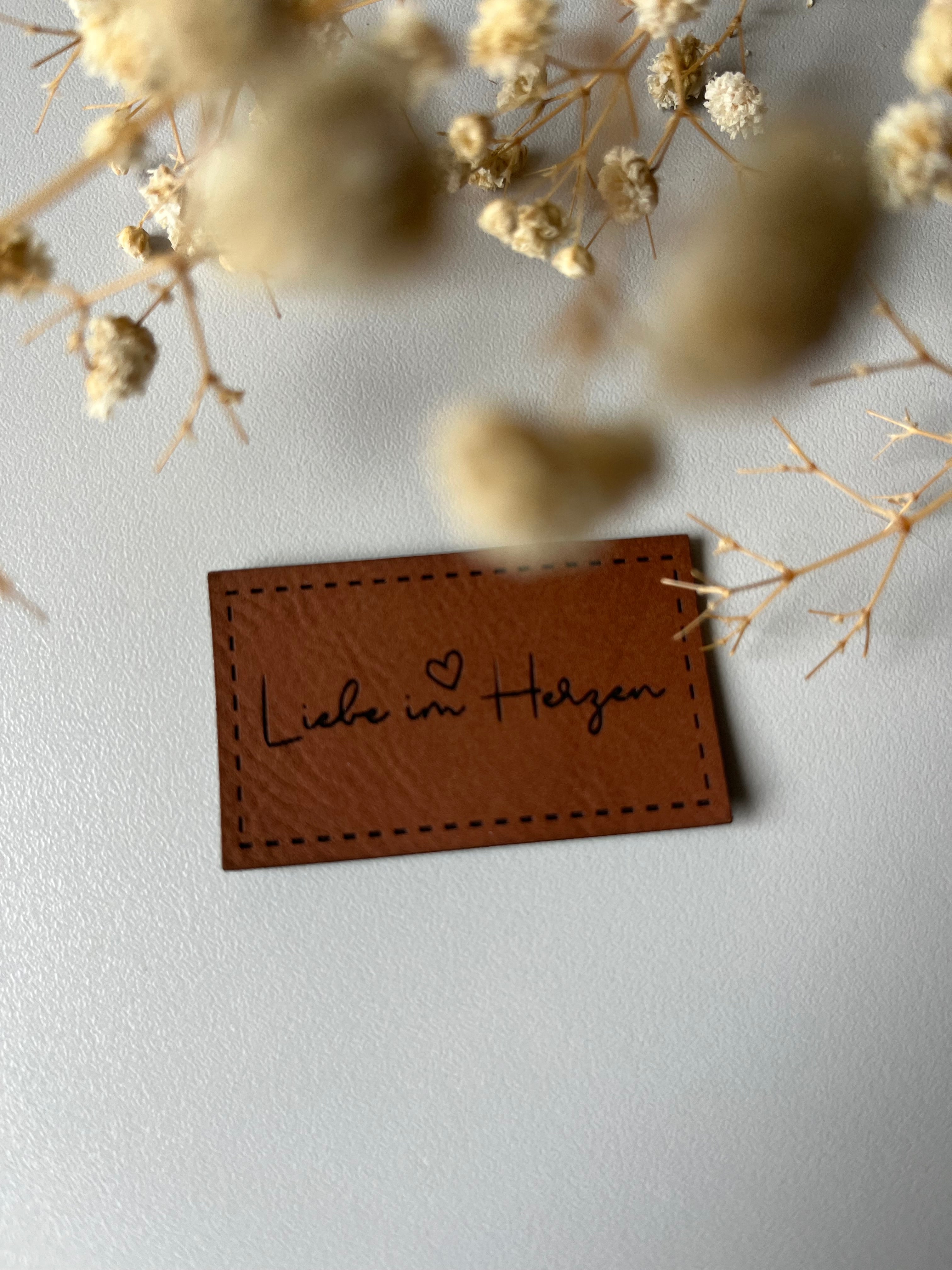 Liebe im Herzen Label